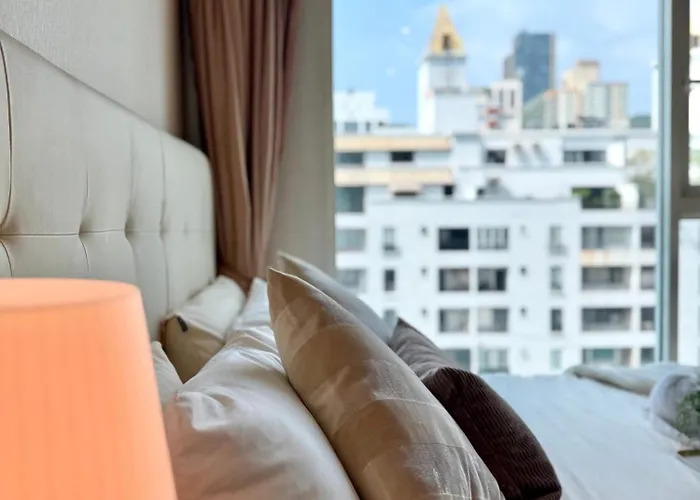 Luxury Prime Thong Lor - Fast Wifi, Gym&pool Apartment Bangkok
