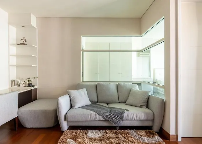 Luxury Prime Thong Lor - Fast Wifi, Gym&pool Bangkok
