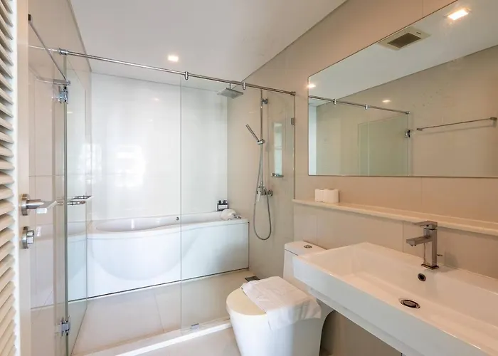Luxury Prime Thong Lor - Fast Wifi, Gym&pool Apartment Bangkok