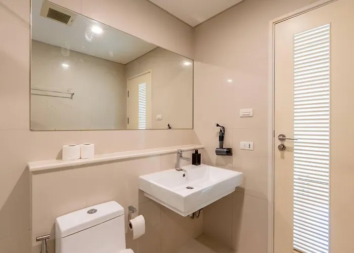 Luxury Prime Thong Lor - Fast Wifi, Gym&pool Apartment Bangkok