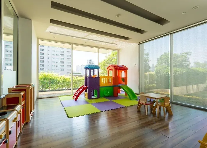Luxury Prime Thong Lor - Fast Wifi, Gym&pool Apartment Bangkok