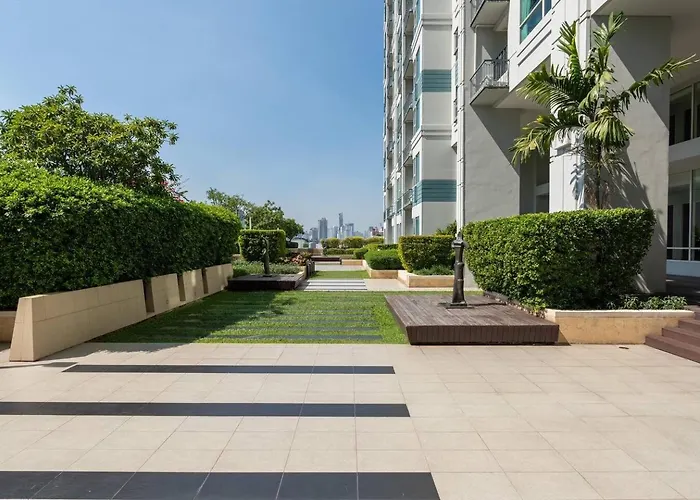 Luxury Prime Thong Lor - Fast Wifi, Gym&pool Bangkok